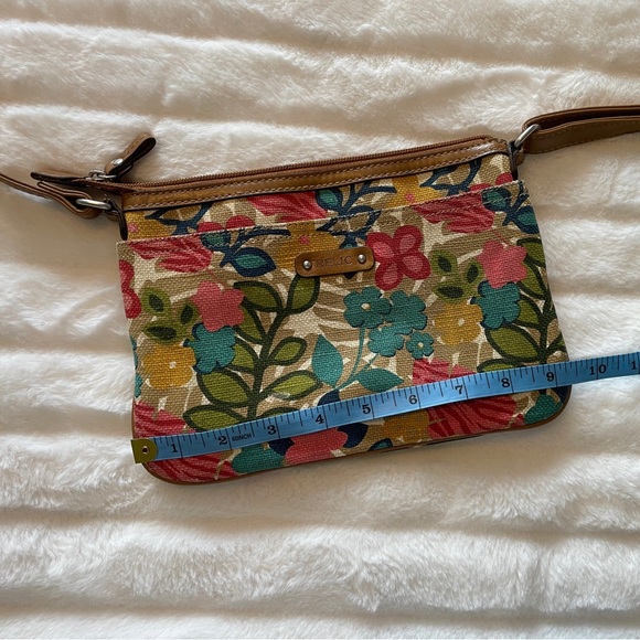 Relic by Fossil Tan Canvas shoulder bag colourful floral small purse - Picture 9 of 11